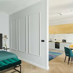 4* Aparthotel No.4